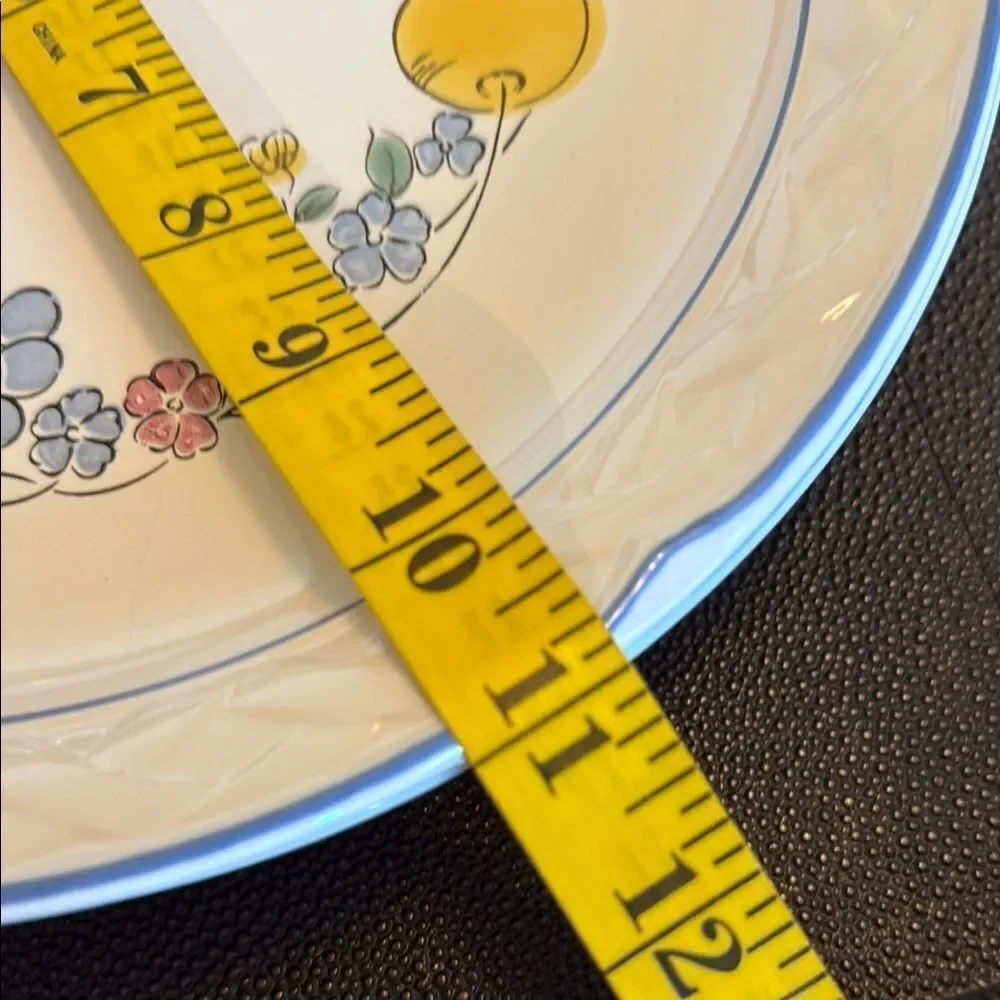 Vina Fera Elegant Yellow and Blue Dinnerware Plate